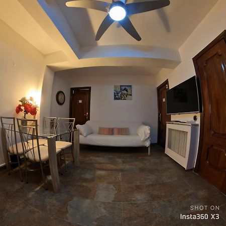 Habitaciones Individuales En Apartamento Madri Exterior foto