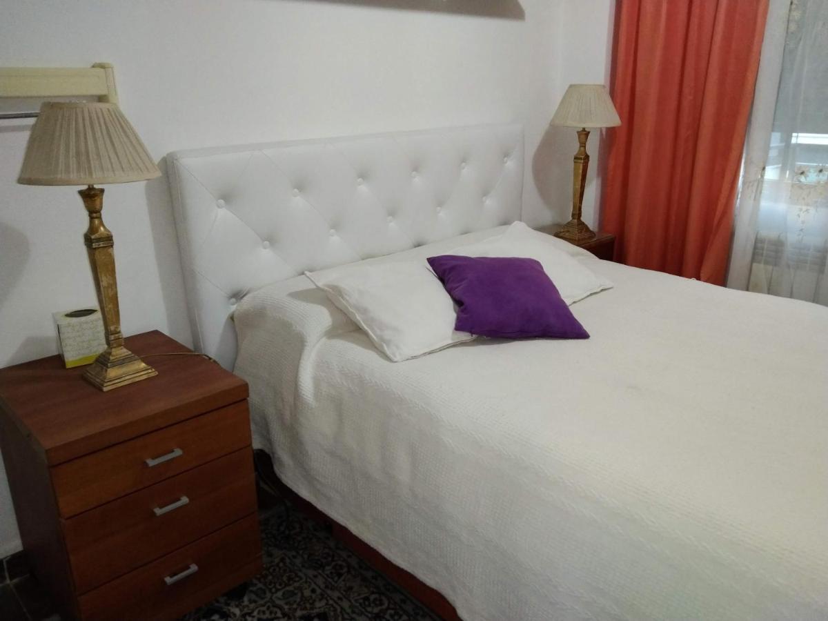 Habitaciones Individuales En Apartamento Madri Exterior foto