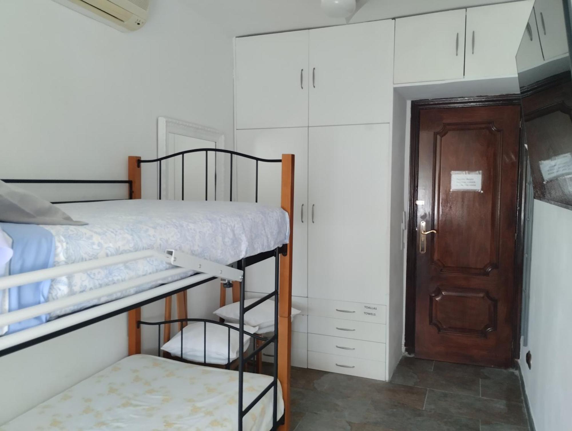 Habitaciones Individuales En Apartamento Madri Exterior foto